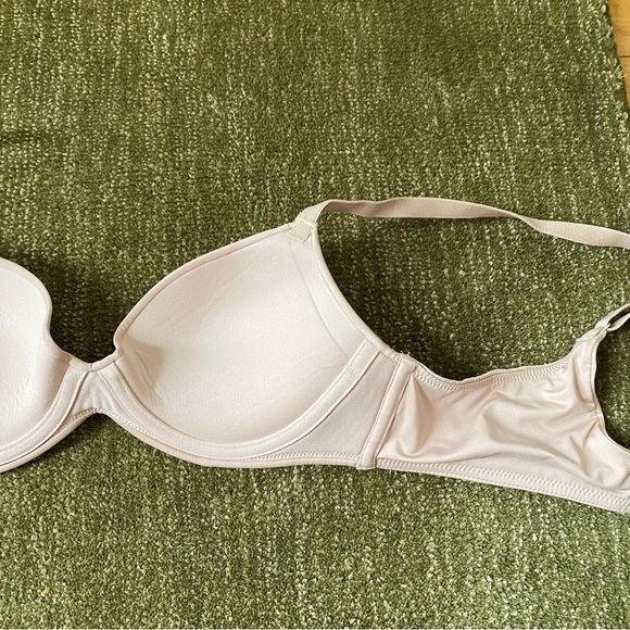 Maidenform size 34 A Elegant Cream Bra - Picture 6 of 6